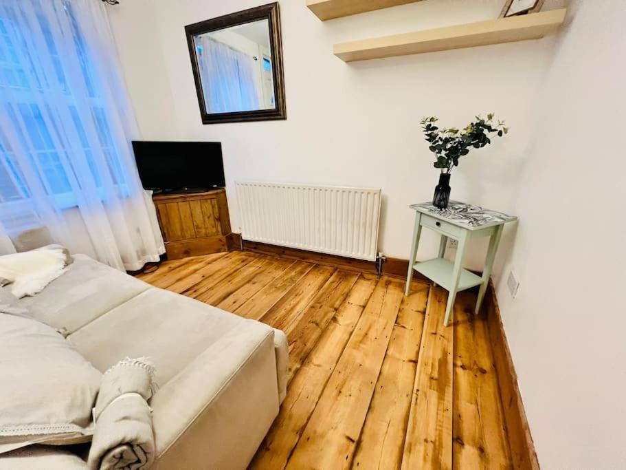 Cosy Cottage In Central Reading Free Parking & Fast Wifi المظهر الخارجي الصورة