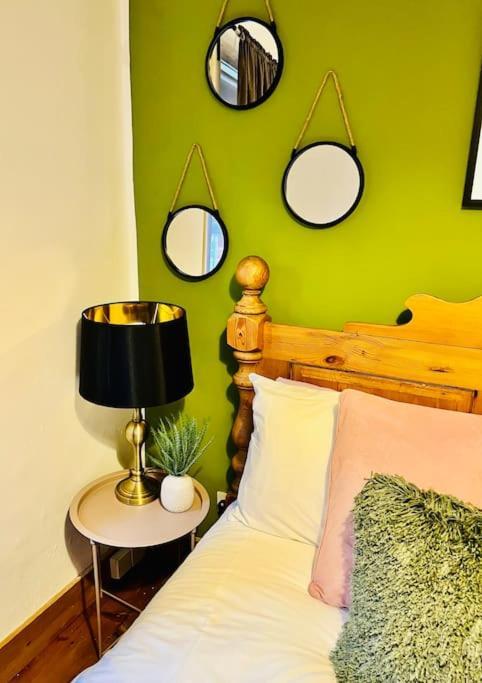 Cosy Cottage In Central Reading Free Parking & Fast Wifi المظهر الخارجي الصورة